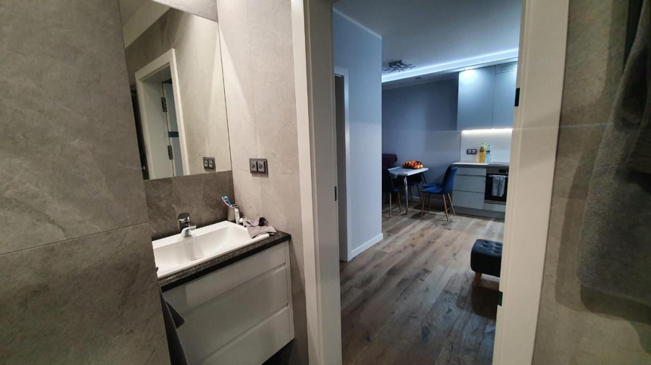 Apartament Chmielna - Waterlane Island غدانسك المظهر الخارجي الصورة